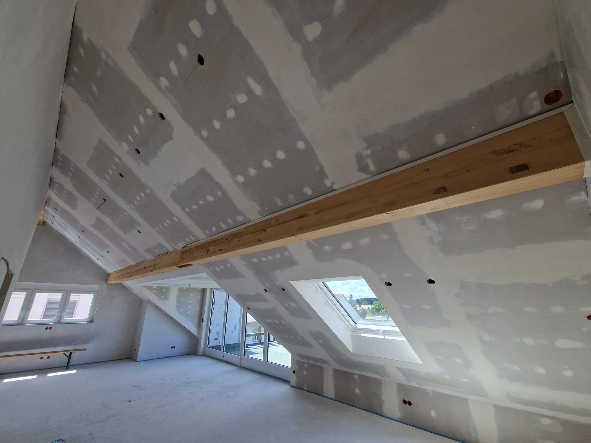 Trockenbau Stuttgart für Gewerbe & Privatkunden